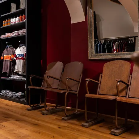 Birbo Bike Hospitality Panzió Siena